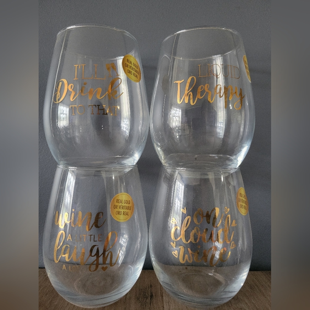 Gold Lettered Stemless Wine Glass Set